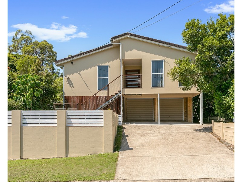 18 Grunert Street, Holland Park QLD 4121