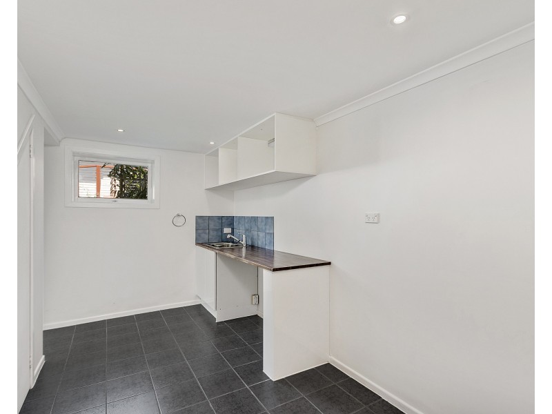 18 Grunert Street, Holland Park QLD 4121