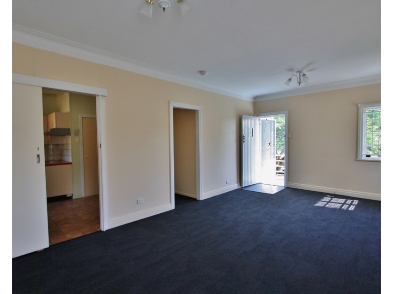 16 Roseberry Terrace, Chelmer QLD 4068