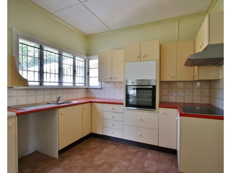 16 Roseberry Terrace, Chelmer QLD 4068