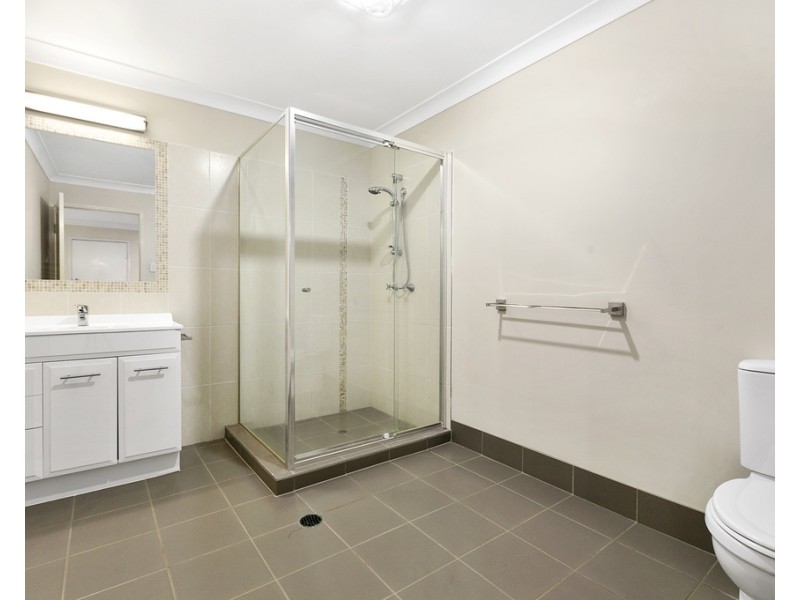 52 Latimer Street, Holland Park QLD 4121