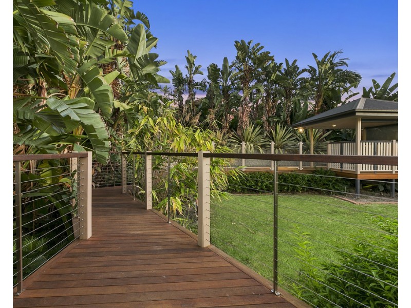 52 Latimer Street, Holland Park QLD 4121