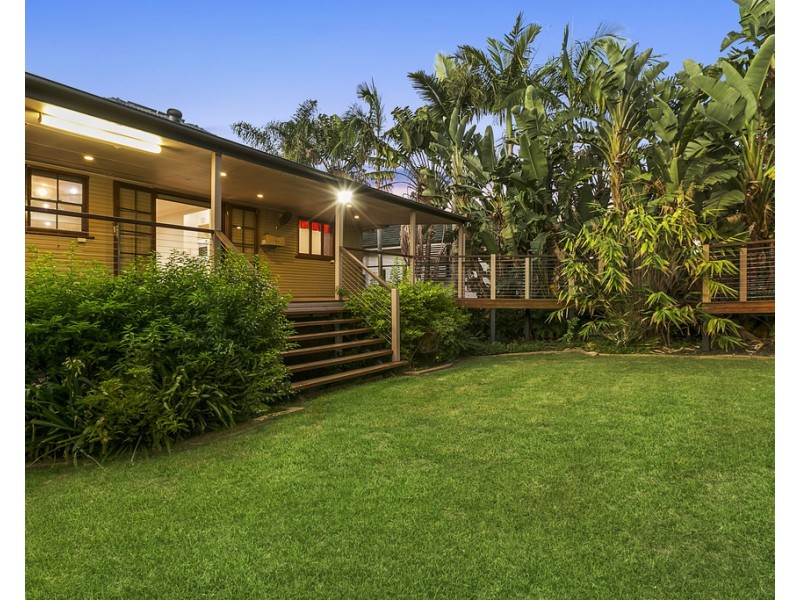 52 Latimer Street, Holland Park QLD 4121