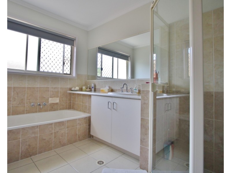 3 Tick Street, Mount Gravatt QLD 4122