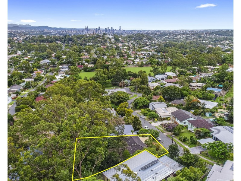 124 Mountain Street, Mount Gravatt QLD 4122