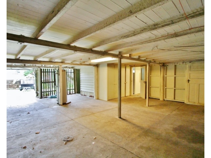 8 Paragon Street, Yeronga QLD 4104