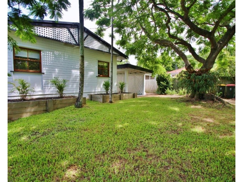 11 Jenkinson Street, Indooroopilly QLD 4068