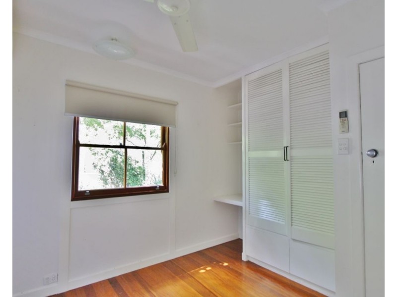 11 Jenkinson Street, Indooroopilly QLD 4068