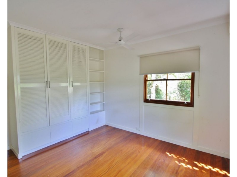 11 Jenkinson Street, Indooroopilly QLD 4068