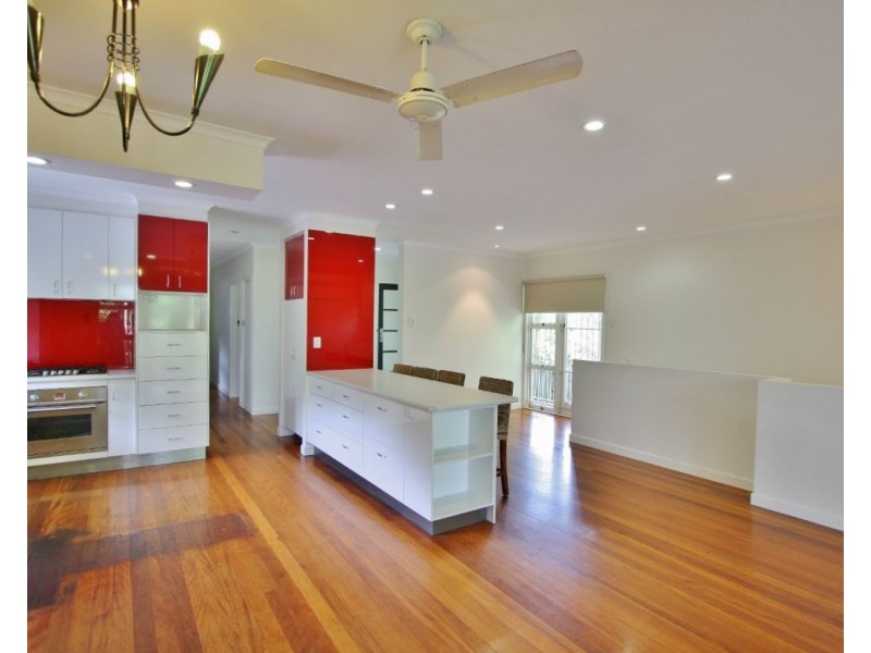 11 Jenkinson Street, Indooroopilly QLD 4068