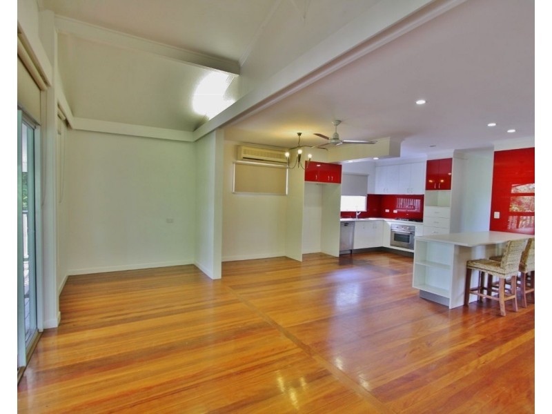 11 Jenkinson Street, Indooroopilly QLD 4068