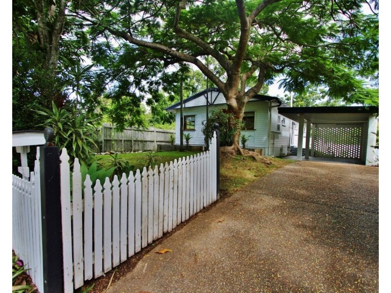 11 Jenkinson Street, Indooroopilly QLD 4068