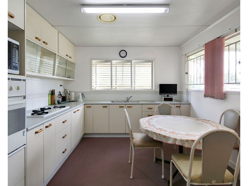 177 Sterculia Avenue, Holland Park West QLD 4121