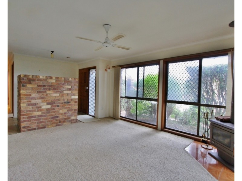 15 Aldford Street, Carindale QLD 4152