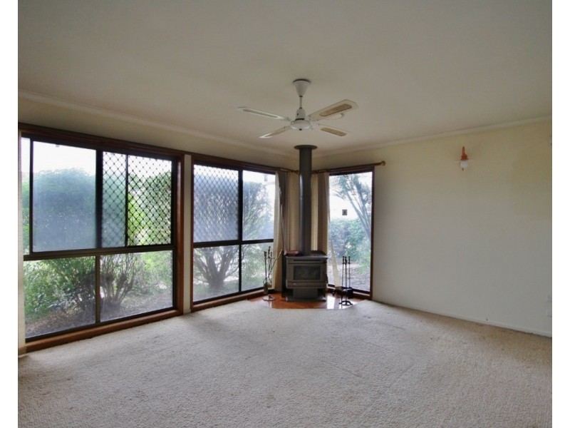 15 Aldford Street, Carindale QLD 4152