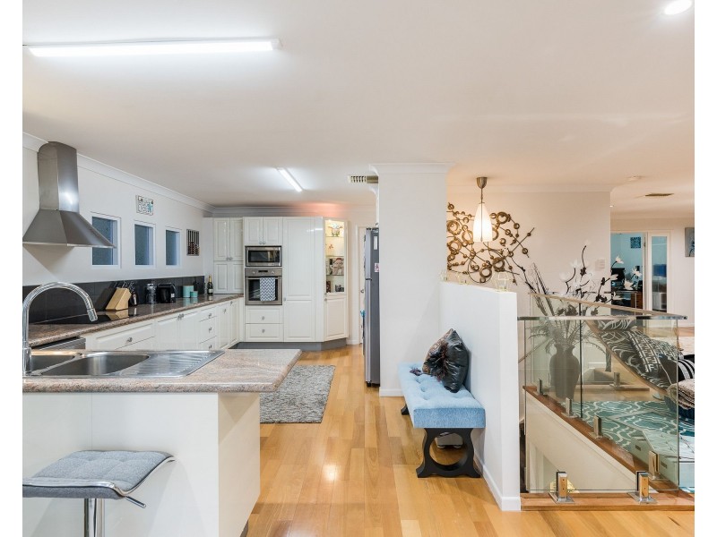 26 Brodie Street, Holland Park West QLD 4121