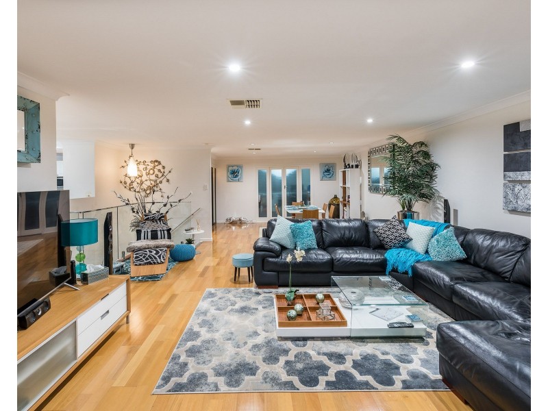 26 Brodie Street, Holland Park West QLD 4121