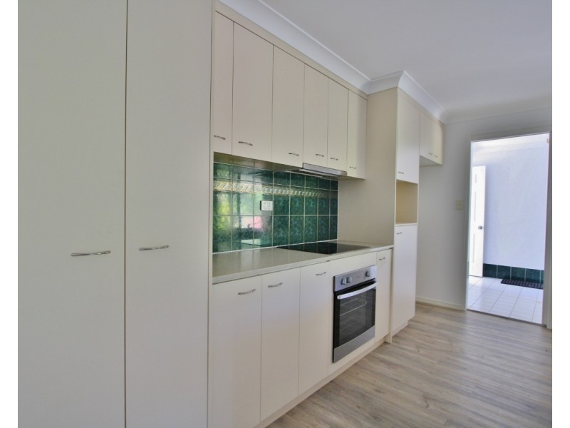 21 Wyncroft Street, Holland Park QLD 4121