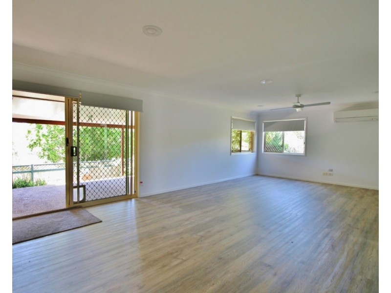 21 Wyncroft Street, Holland Park QLD 4121