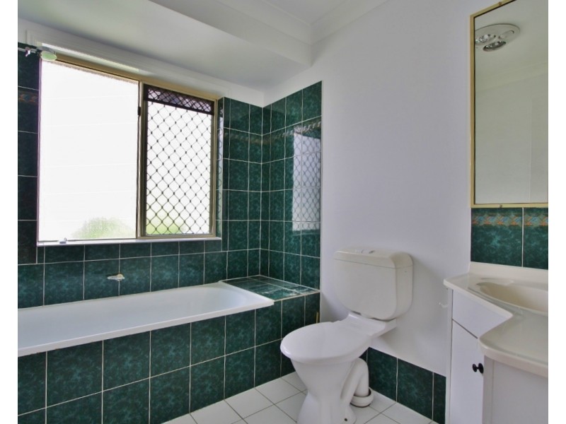 21 Wyncroft Street, Holland Park QLD 4121