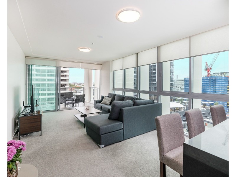 1111/30 Festival Place, Newstead QLD 4006