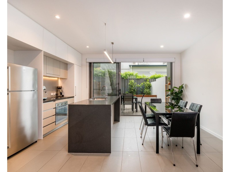 1/22 Travill Street, Newmarket QLD 4051