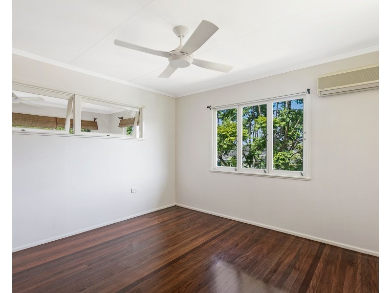 26 Rymer Street, Carina QLD 4152