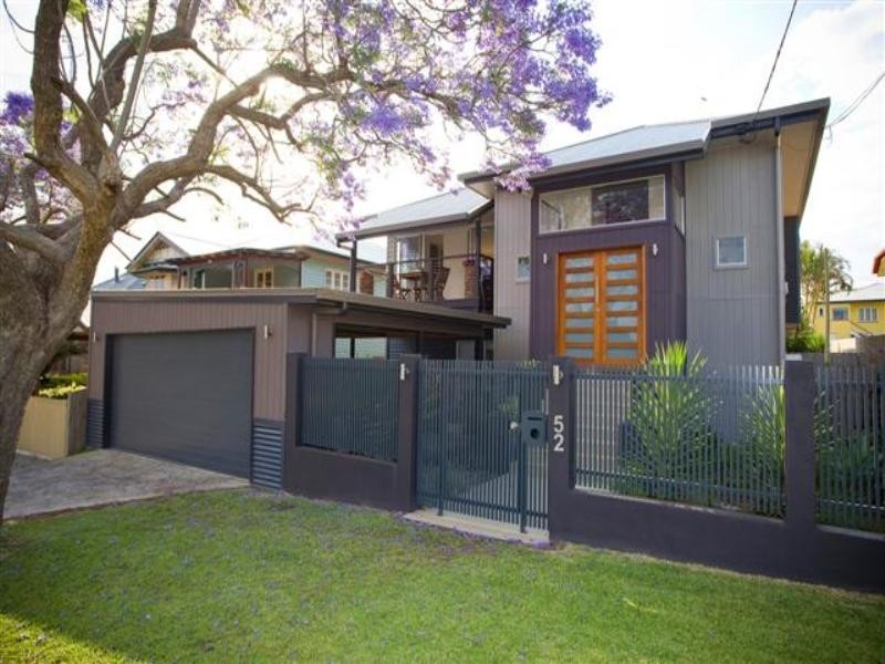 52 Framont Avenue, Holland Park QLD 4121