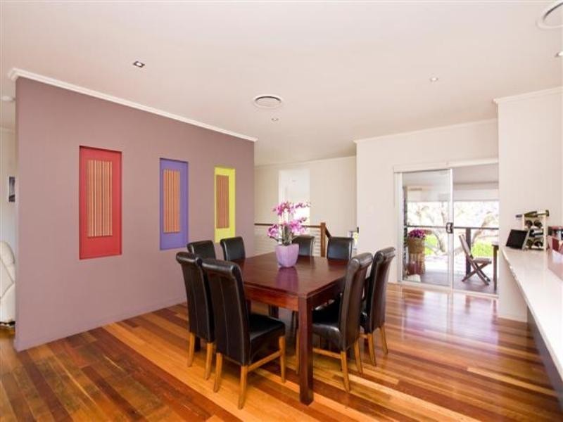 52 Framont Avenue, Holland Park QLD 4121