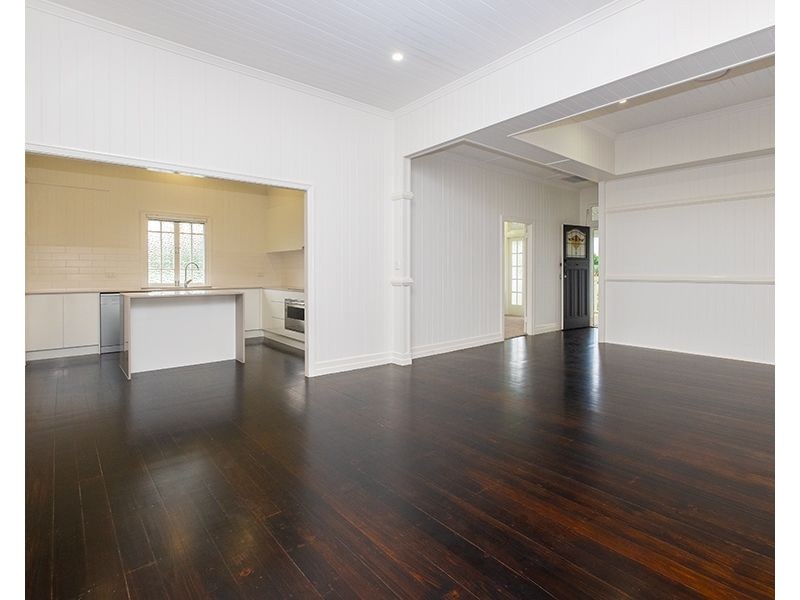 17 Kates Street, Morningside QLD 4170