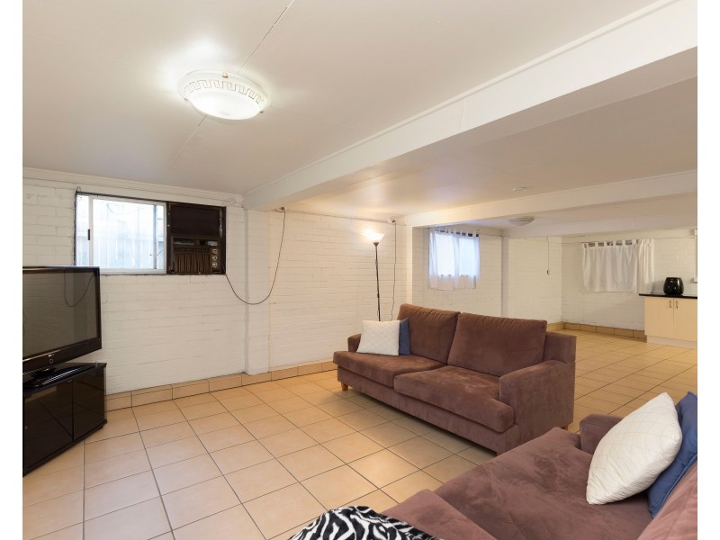 14 Enfield Street, Mount Gravatt East QLD 4122