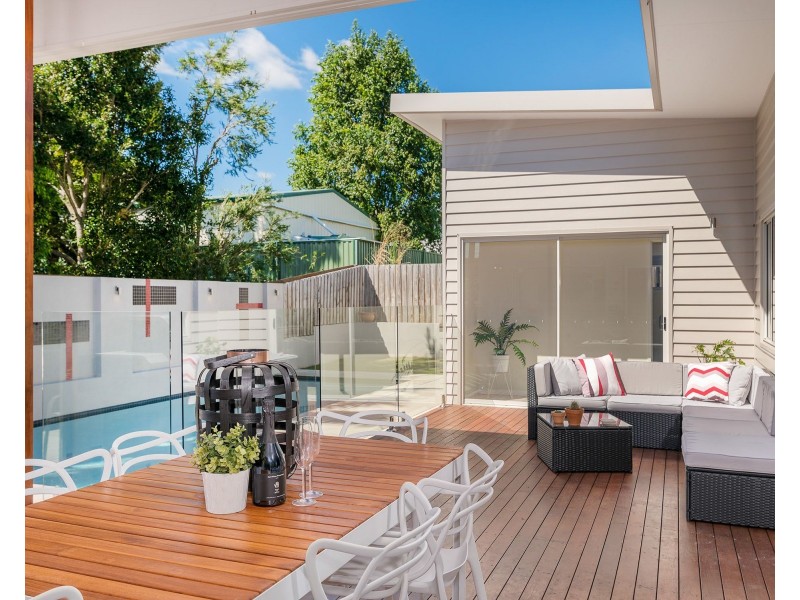 177 Beddoes Street, Holland Park QLD 4121