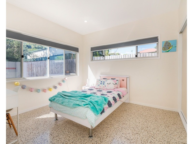 177 Beddoes Street, Holland Park QLD 4121