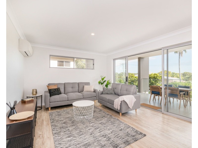 52 Embie Street, Holland Park West QLD 4121