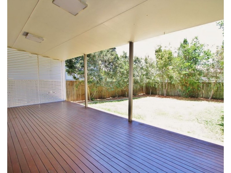 129 Graceville Avenue, Graceville QLD 4075