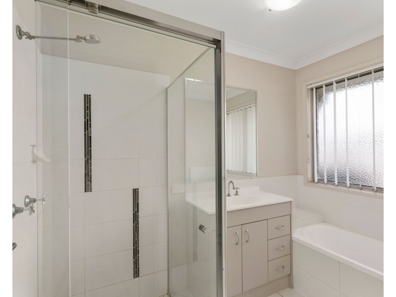 14 Gordon Drive, Bellbird Park QLD 4300