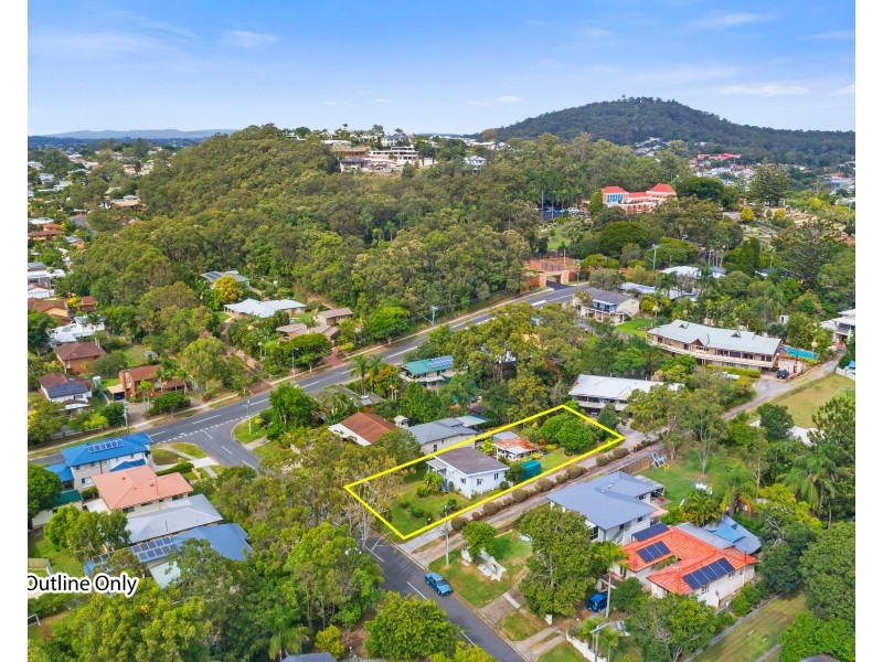37 David Road, Holland Park QLD 4121