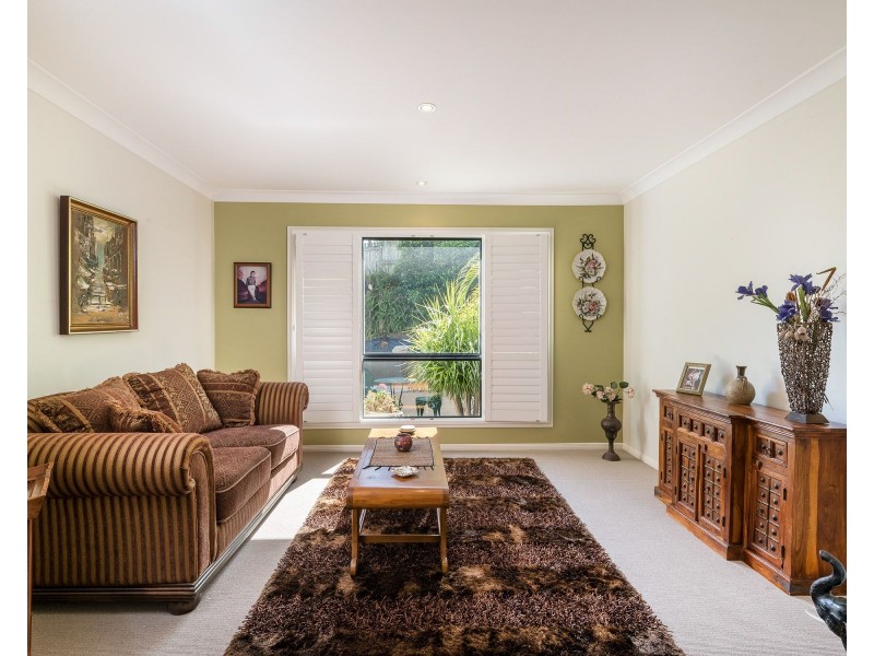 8 Piccadilly Place, Carindale QLD 4152