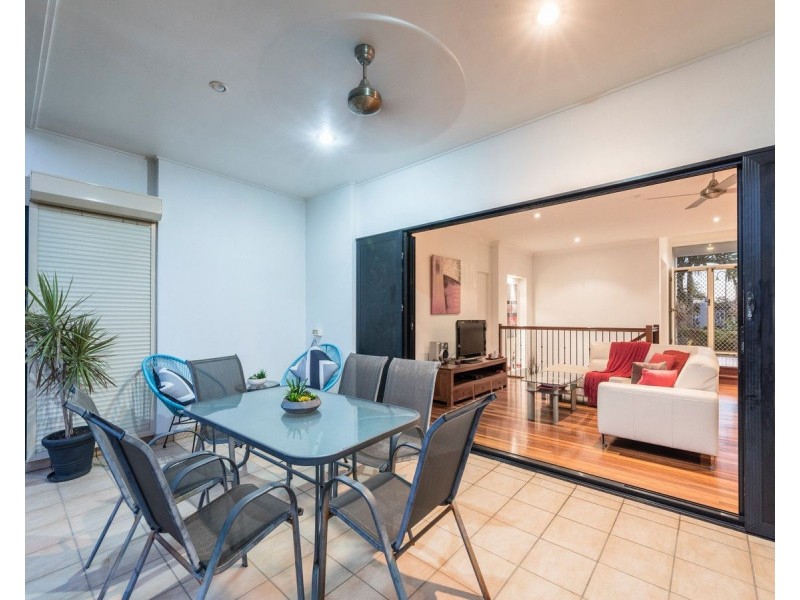 12 Arncliffe Street, Carindale QLD 4152