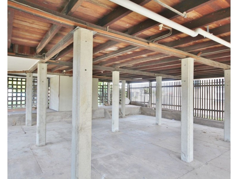 18 Chatsworth Road, Greenslopes QLD 4120