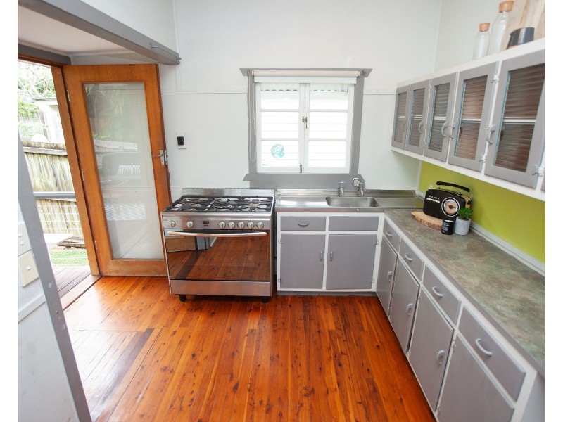 291 Nursery Road, Holland Park QLD 4121