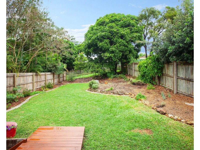 291 Nursery Road, Holland Park QLD 4121