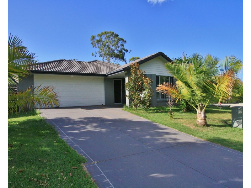 81 Cardena Drive, Augustine Heights QLD 4300