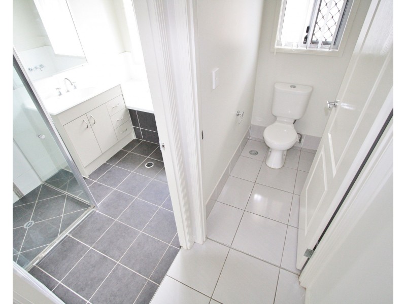 81 Cardena Drive, Augustine Heights QLD 4300