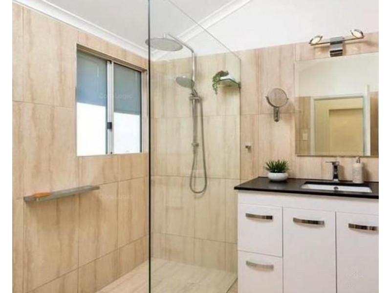 1/72 Wellington Street, Coorparoo QLD 4151