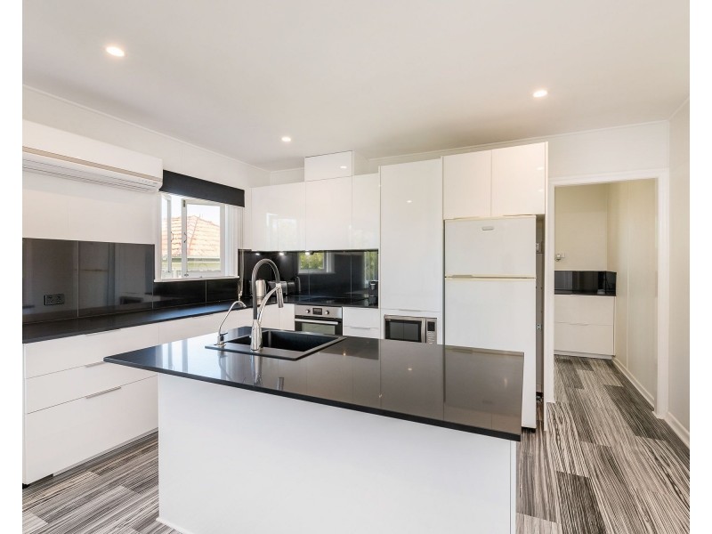 1651 Logan Road, Upper Mount Gravatt QLD 4122