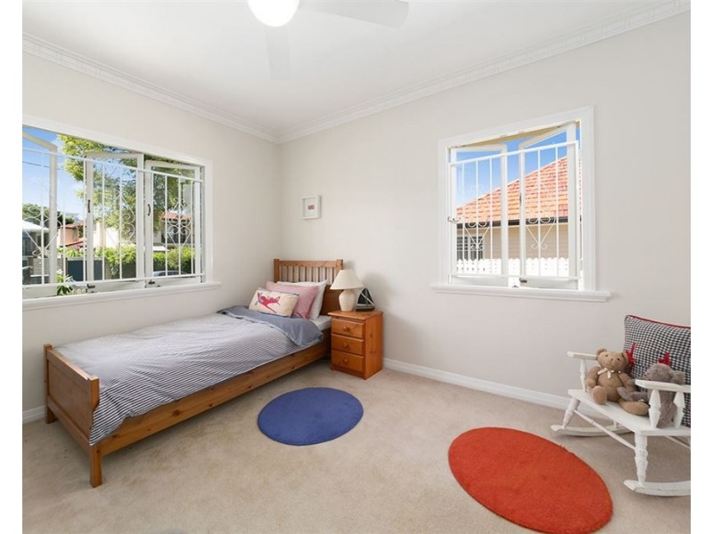 39 Booligal Street, Carina QLD 4152