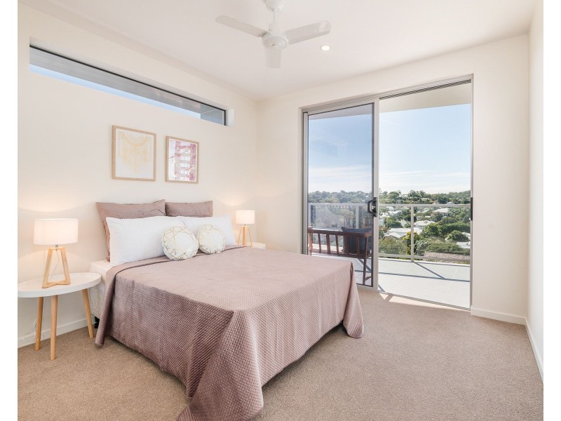 25/902 Logan Road, Holland Park West QLD 4121