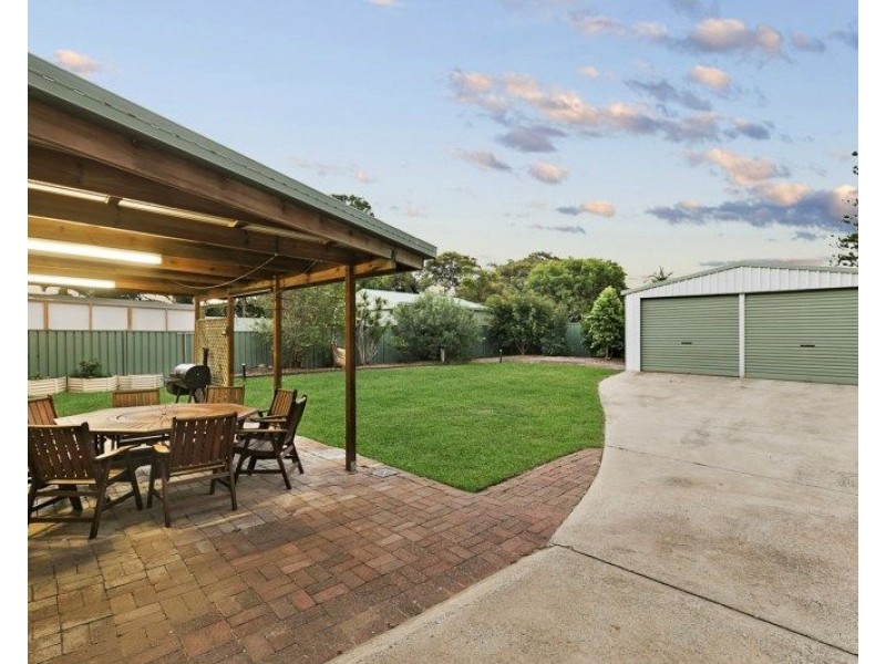 15 Chelsea Crescent, Alexandra Hills QLD 4161