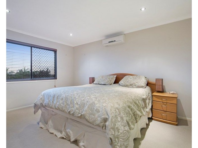 15 Chelsea Crescent, Alexandra Hills QLD 4161